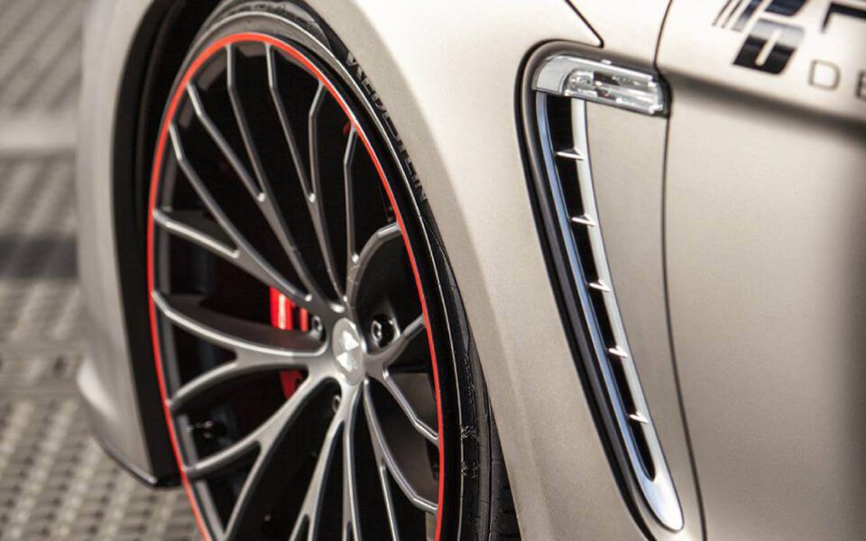 P600WB Frontverbreiterung für Porsche Panamera 970