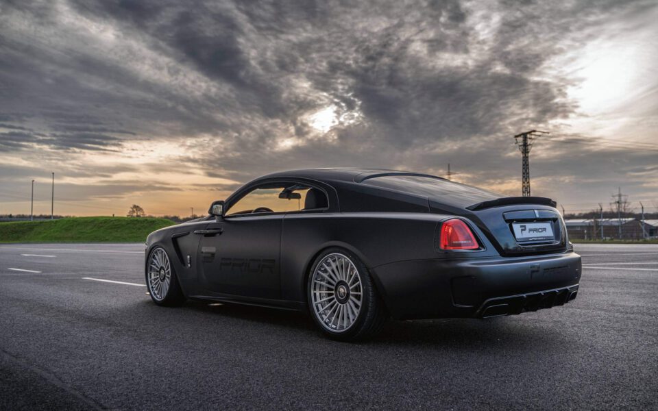 PRIOR-DESIGN BlackShot Heckstoßstange mit Diffusor für Rolls Royce Wraith