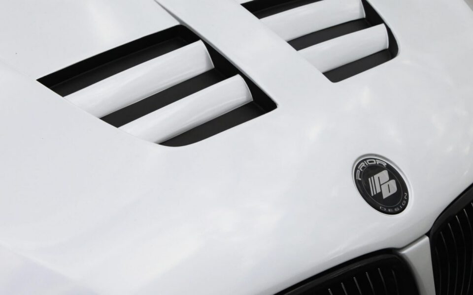 PD-M Motorhaube mit Schlitzen für BMW 3'er E92/E93 Coupé & Cabrio
