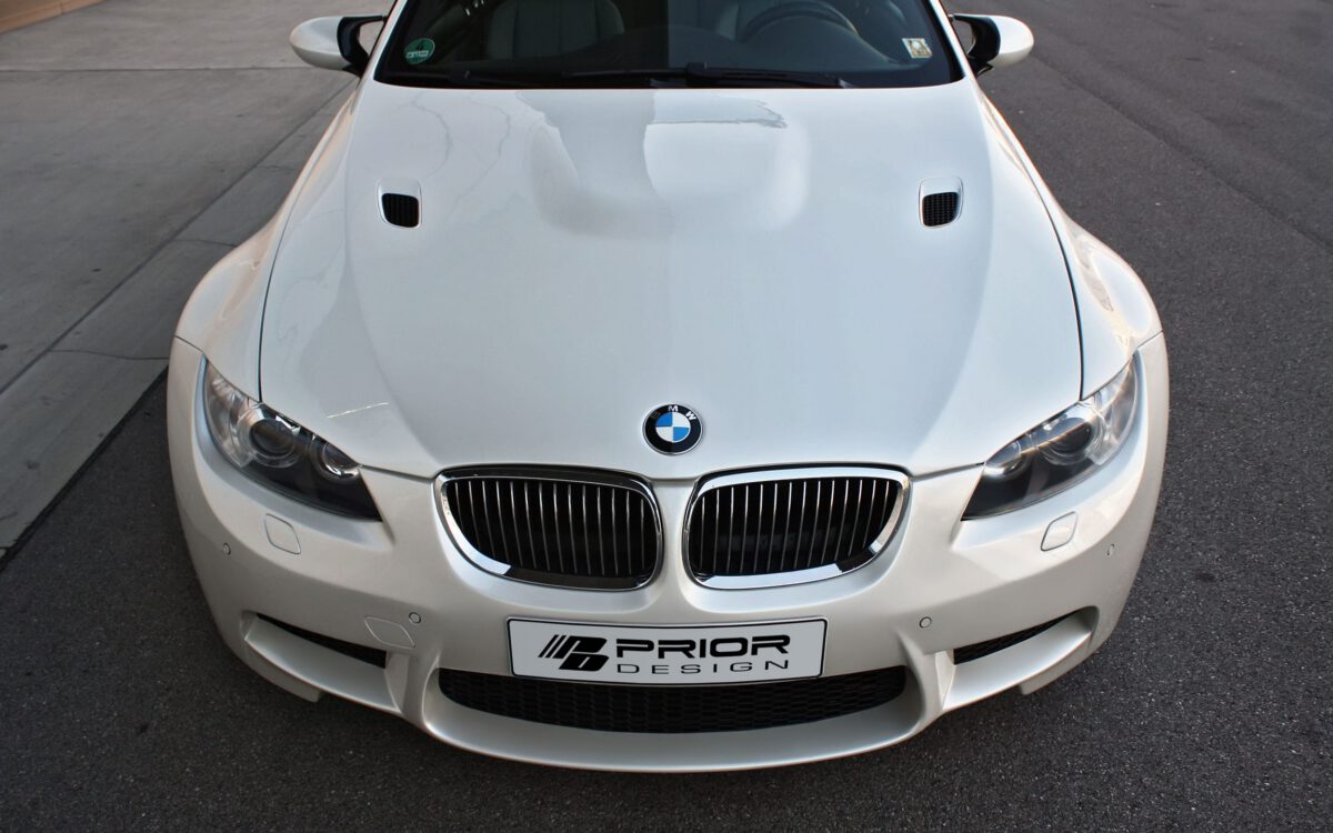 PD-M Motorhaube ohne Schlitze für BMW 3'er E92/E93 Coupé & Cabrio