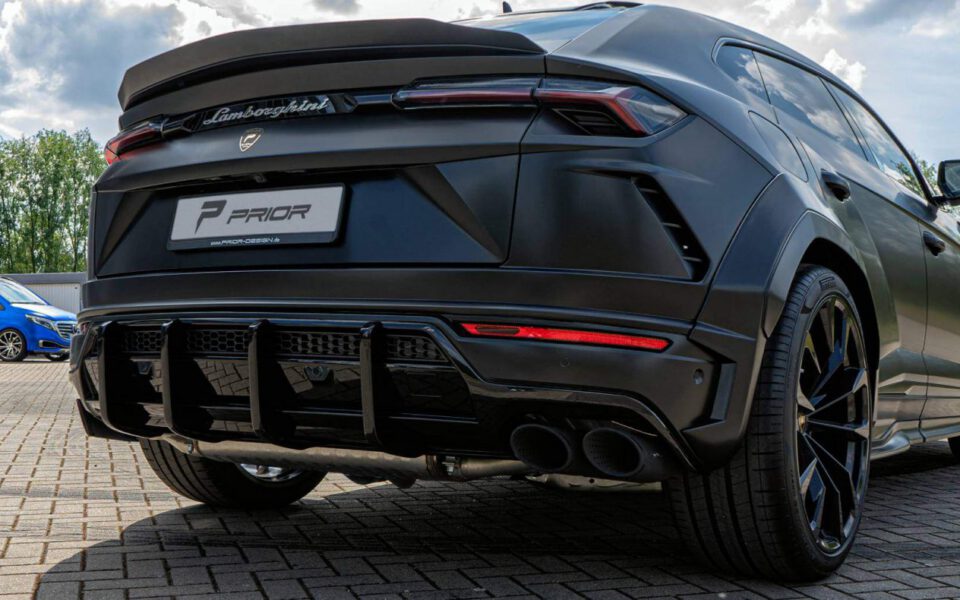 PD700 Heckklappenspoiler für Lamborghini Urus