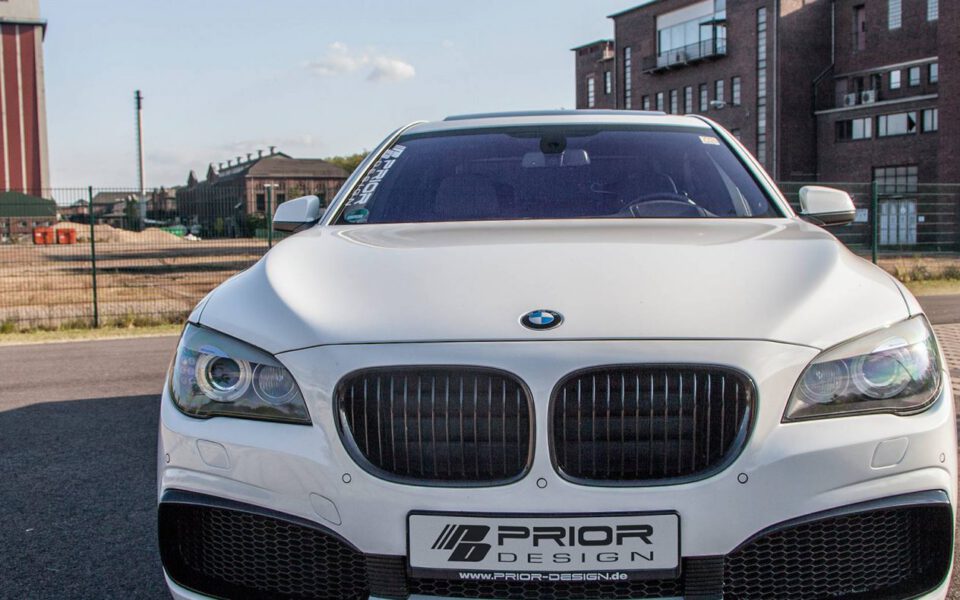 PD7R Frontstoßstange ink. Frontspoiler für BMW 7'er F01