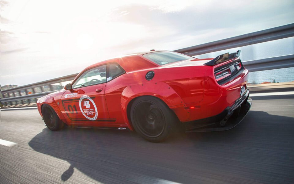 PD900HC Heckklappenspoiler inkl. Rückfahrcamera Aussparrung für Dodge Challenger