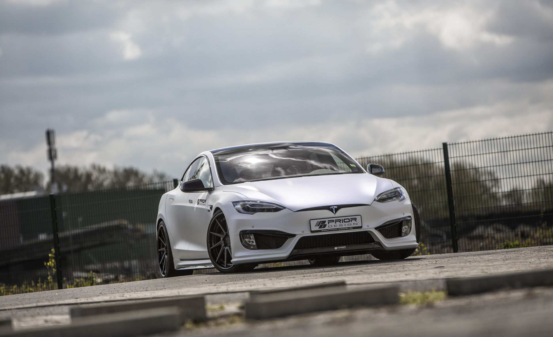 Tesla Model S [2016+] PD-S1000 Body-Kit